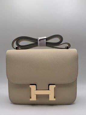 The Vivienne 18 - Vanilla